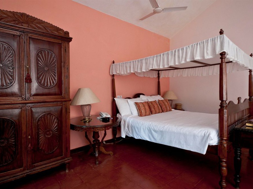 Hotel Presa Di Goa 10