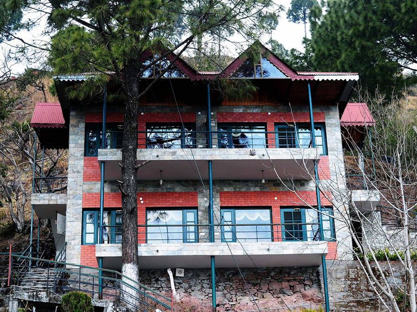 Hotel Winnies Holiday Resort Himachal Pradesh