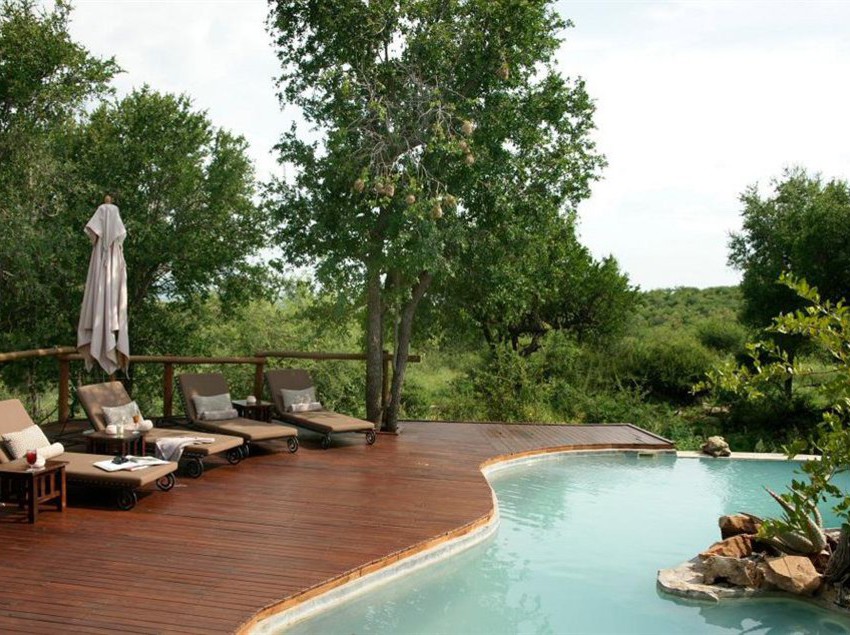 Impodimo Game Lodge 7