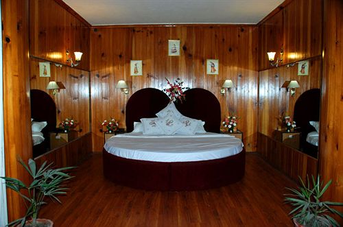 Hotel Apple Green Resorts 11