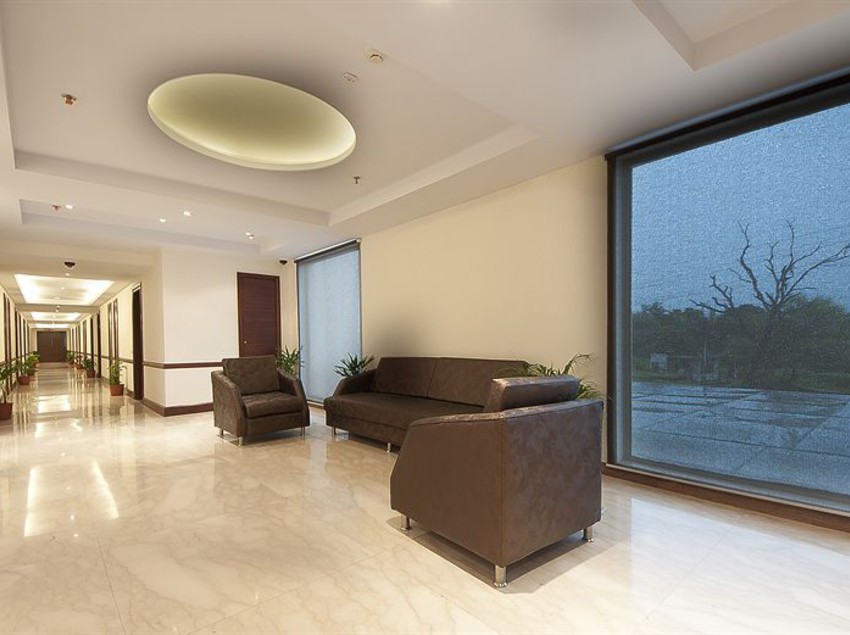 The Golden Palms Hotel & Spa 14