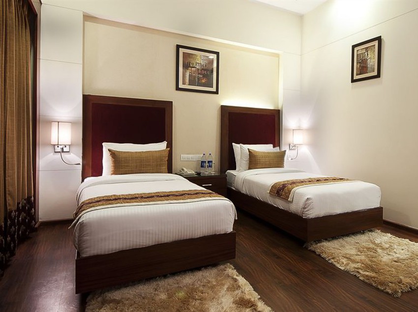 The Golden Palms Hotel & Spa 17