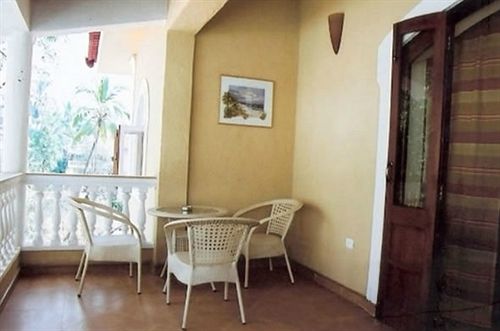 Hotel Joie De Vivre Goa 18