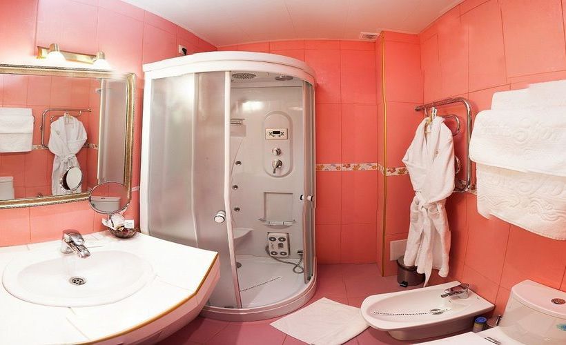 Hotel Uyut Ripsime 10