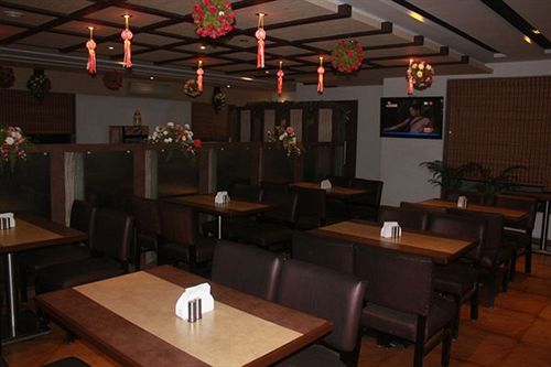 Hotel Om Sai International 11