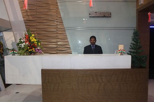 Hotel Om Sai International 14