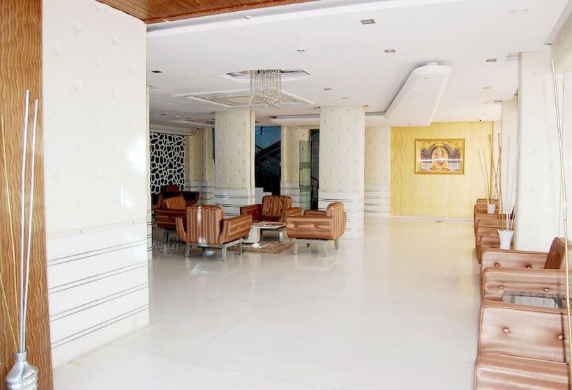 Hotel Om Sai International 3