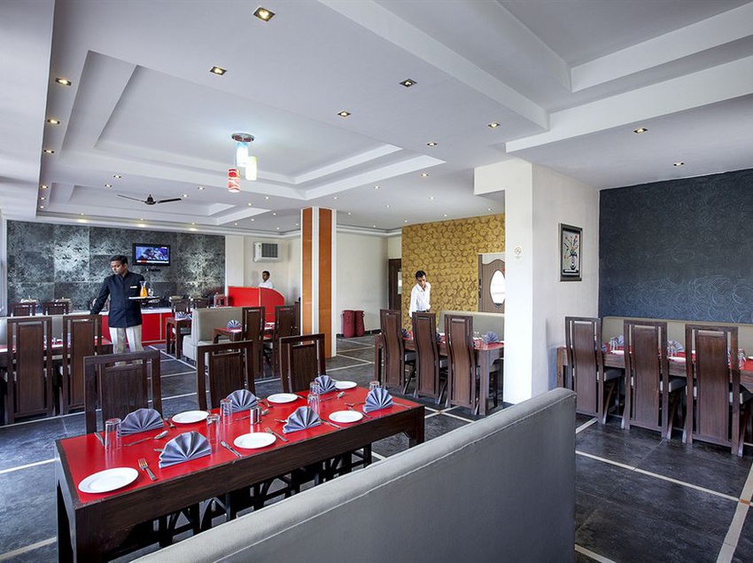 Hotel Dharamshala - The Sanctuary 3