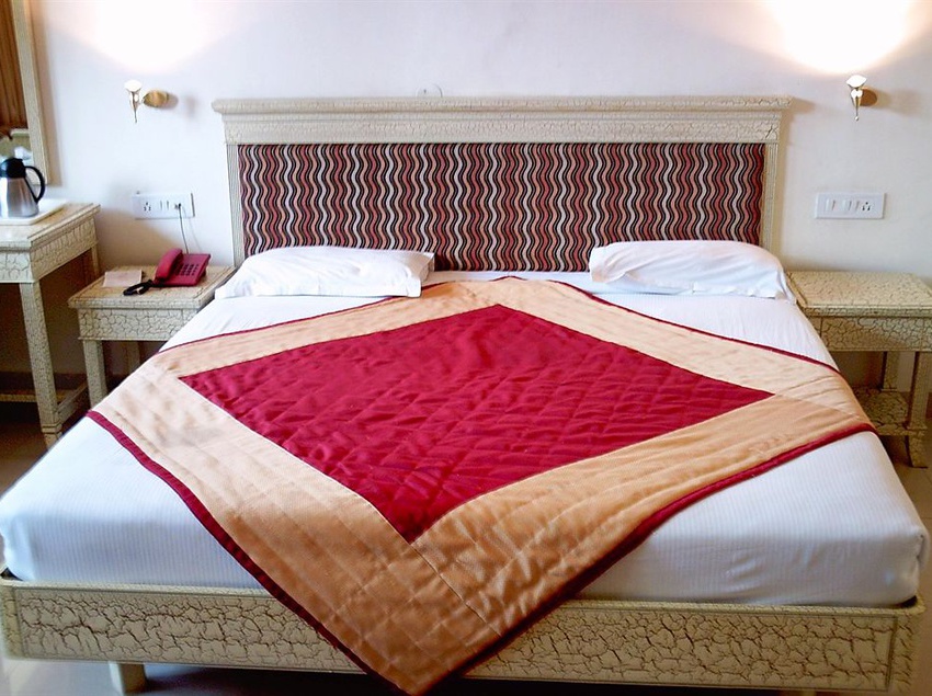 Hotel The Fern Surya Resort 13