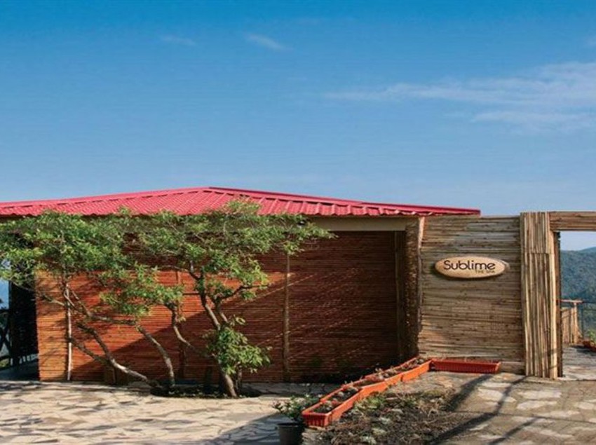 Hotel Aamod Resort 16