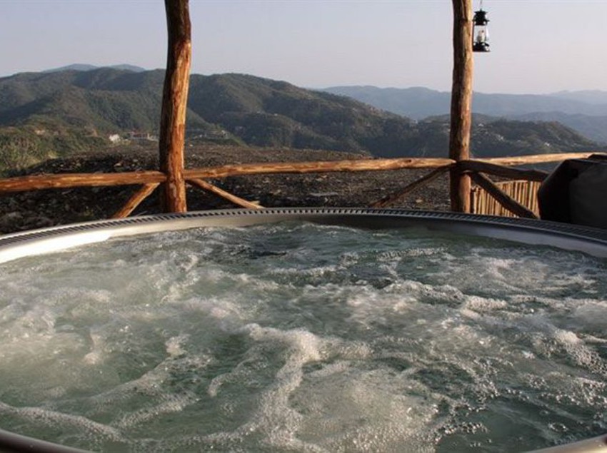 Hotel Aamod Resort 20