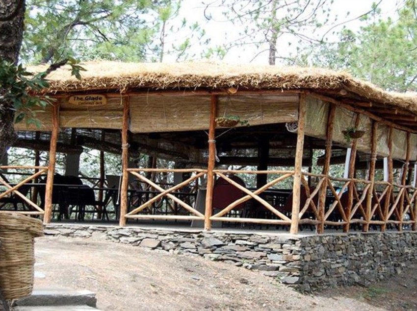 Hotel Aamod Resort 5