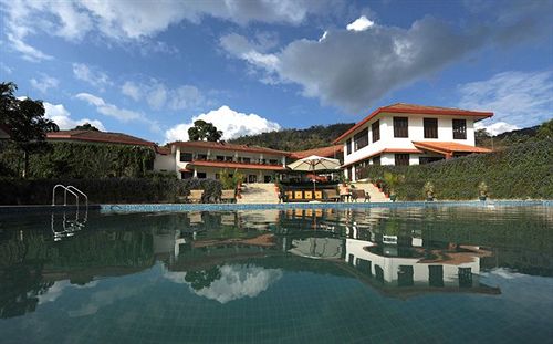 Hotel Ambatty Greens Resort 4