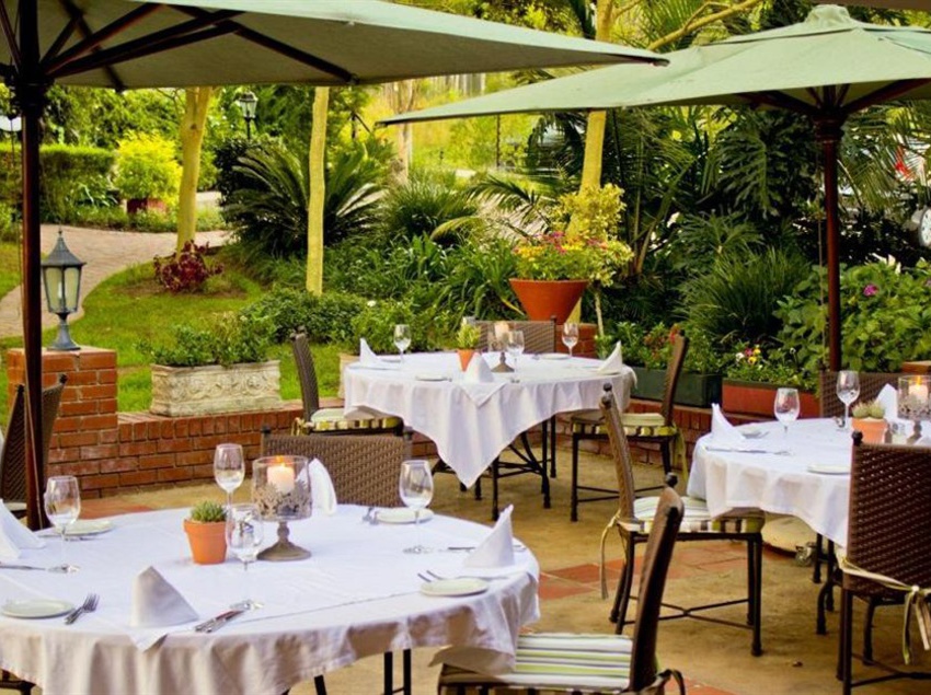 OliverŽs Restaurant & Lodge 12