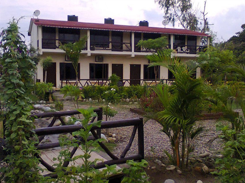Hotel Corbett Comfortable Resort Uttarakhand