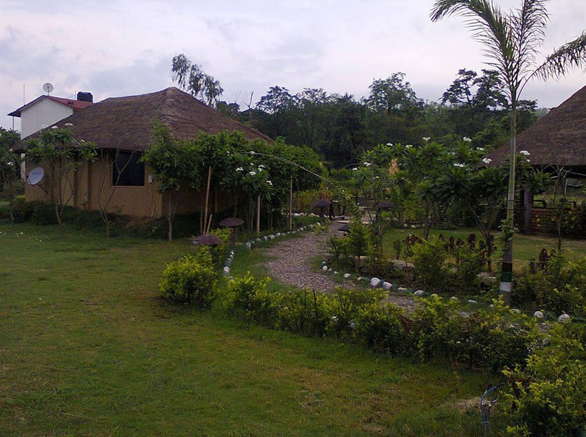 Hotel Corbett Comfortable Resort 3