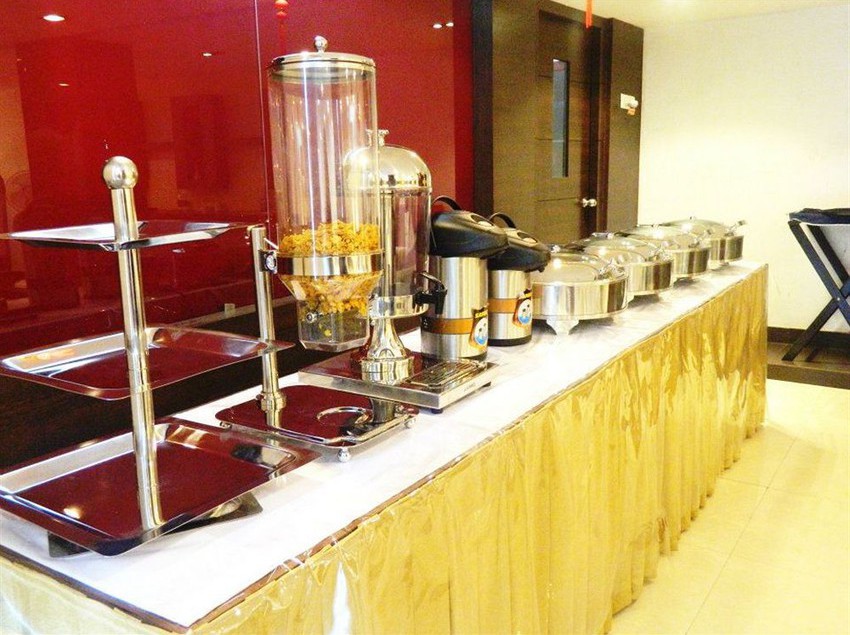 Hotel Lee International 5