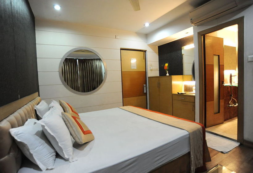 Hotel Lee International 9