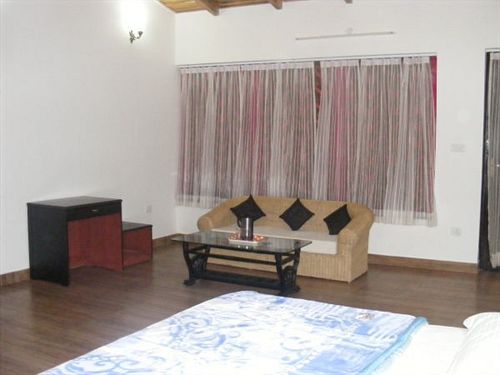 Hotel Sea Hawk Inn Resort 13