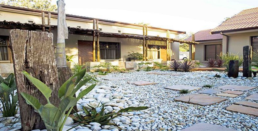 Ibhayi Guest Lodge 1