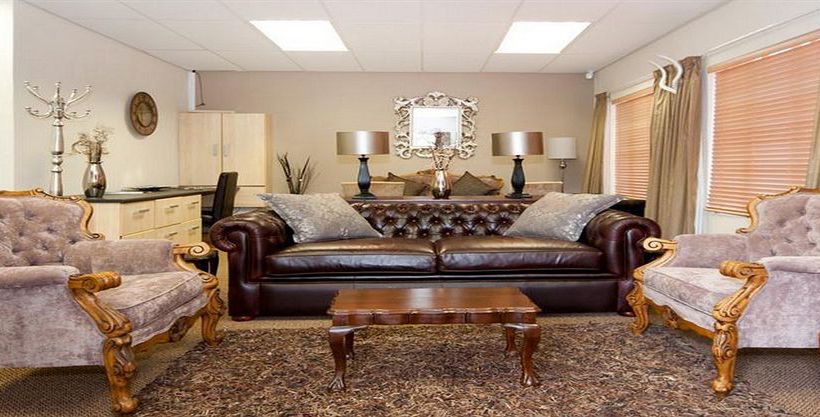 Ibhayi Guest Lodge 2