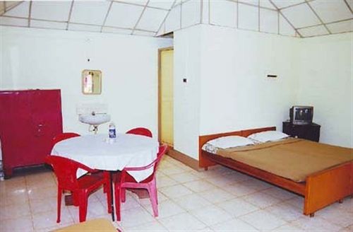 Hotel Veera Bhoomi Tourist Village 2