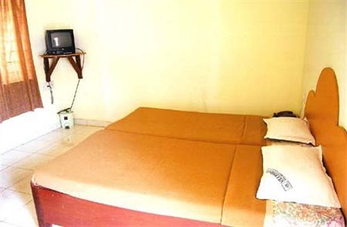 Hotel Veera Bhoomi Tourist Village 6