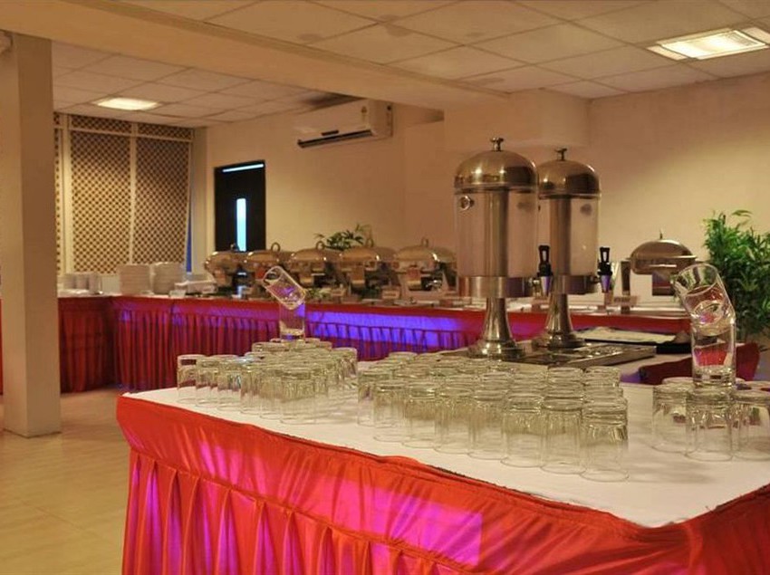 Hotel Pallavi Avida 8