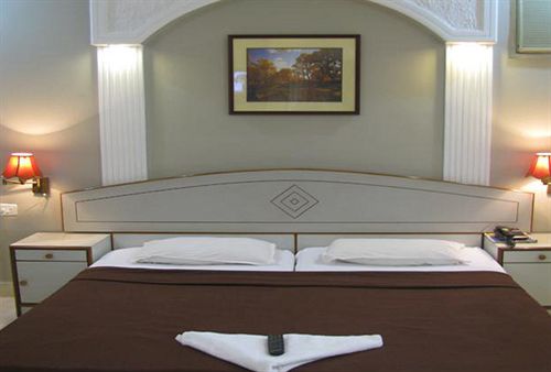 Hotel Amigo Plaza 10