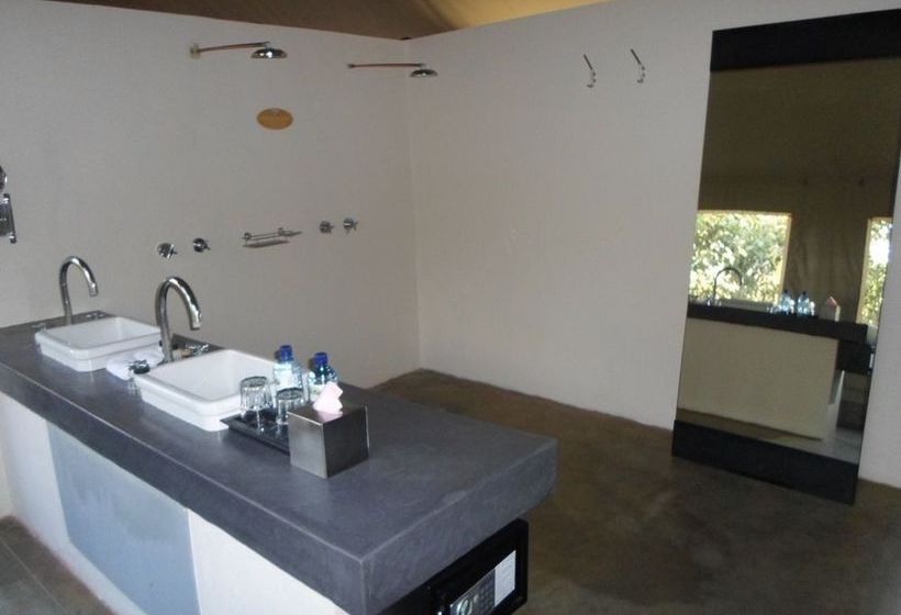 Hotel Honeyguide Tented Safari Camps - Mantobeni 4