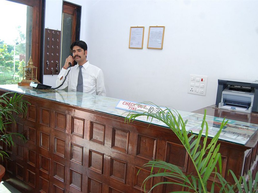 Hotel Chandra Hill Resort 1