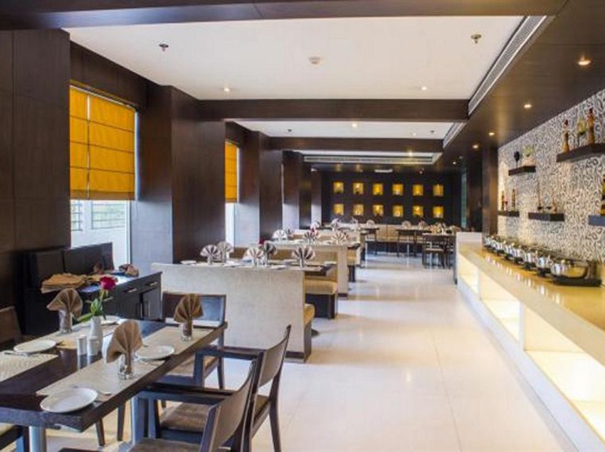 Hotel Srs Lakshya 10