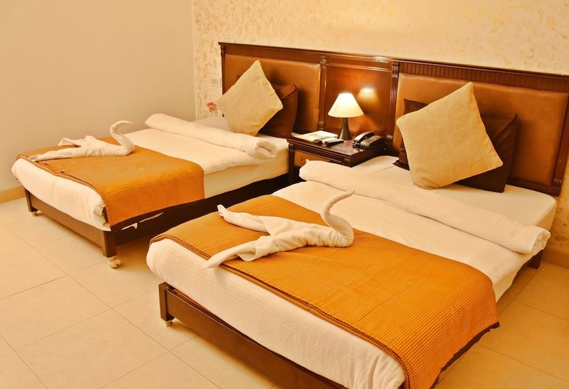 Hotel Corbett Tiger Den Resort 3