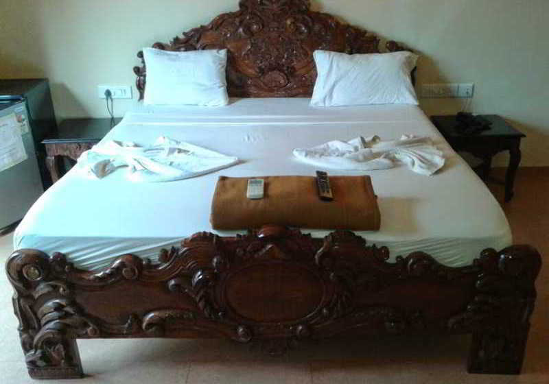 Hotel Mayflower Beach Resort