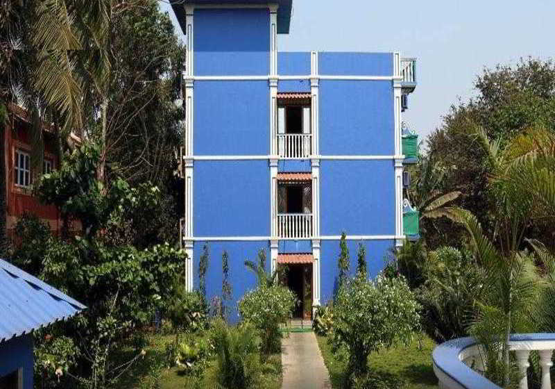 Hotel Mayflower Beach Resort 5