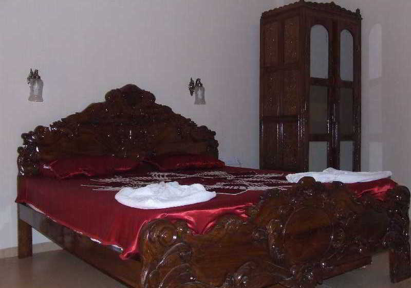 Hotel Mayflower Beach Resort 9