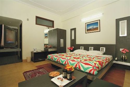 Hotel Shree Hari Niwas 1