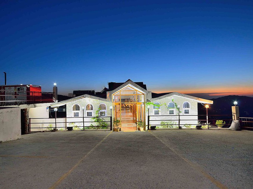 Hotel Grand Sunset Chail Himachal Pradesh