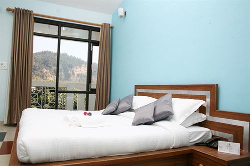 Hotel Corbett Gateway Resort & Spa 16