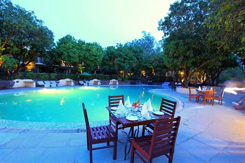 Hotel Infinity Corbett Wilderness Resort 2