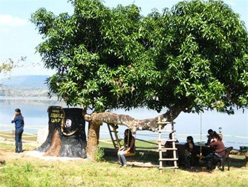 Hotel Parumpara Holiday Resort 9