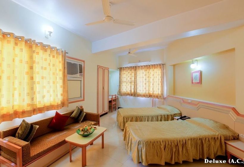 Hotel Ashish Palace 6