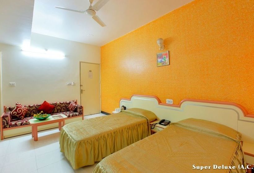 Hotel Ashish Palace 7