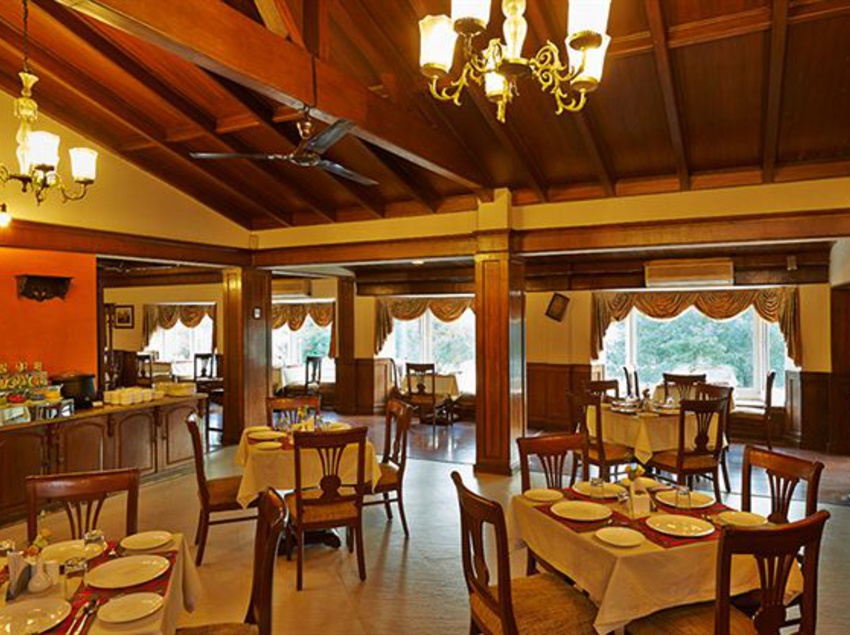 Hotel Club Mahindra Naukuchiatal 6