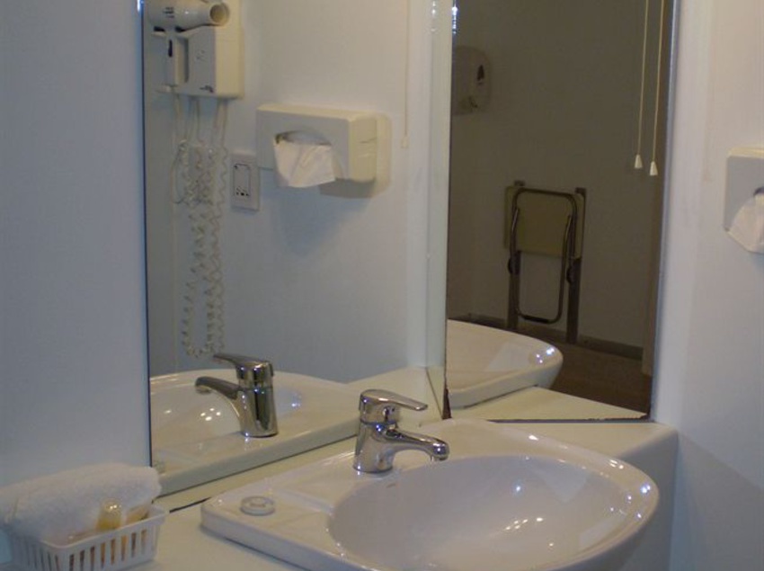 Motel Ashwood Manor 10