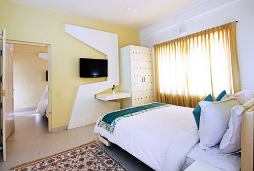 Hotel Millennium Continental 2