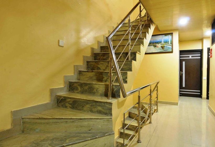 Hotel Singh International 4