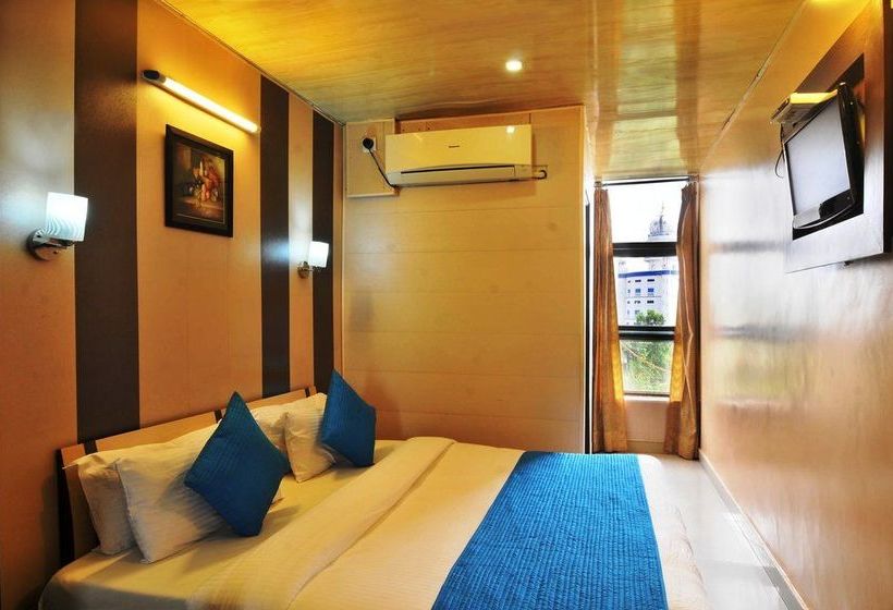 Hotel Singh International 6