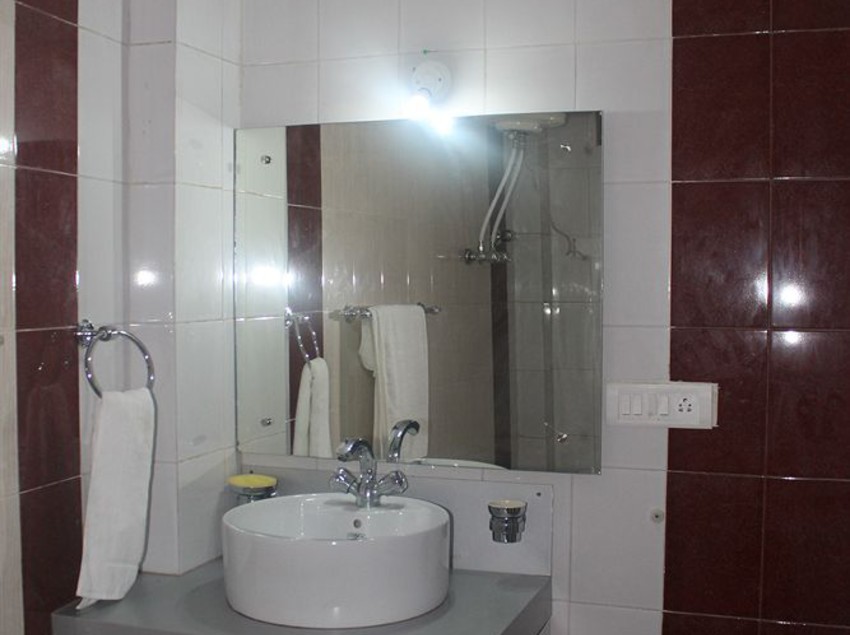 Hotel Gandhi Paradise 6