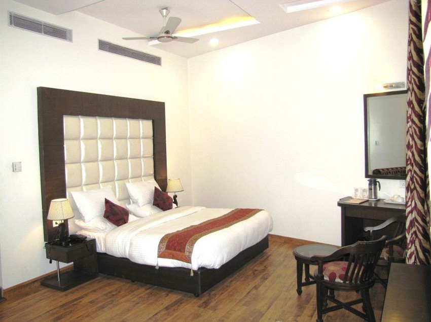 Hotel Prems Paradise 9